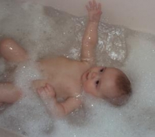 bubbly-baby-evelyn