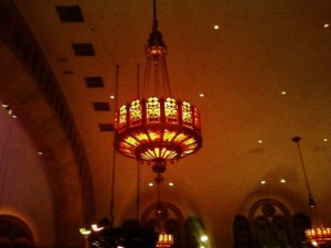 Moody Church chandalier Moody Church chandalier