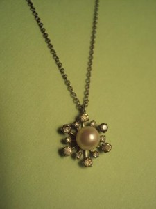 Silver pearl necklace