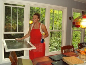 Weezi washing windows