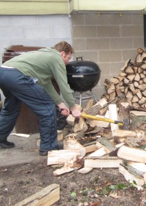 Splitting wood