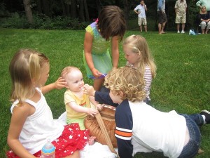 Little wedding people