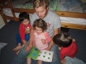 Bedtime story reader